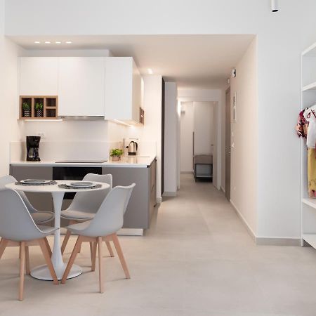 The H Experience - Eclectic Spacious Apartment Near Venetian Castle - 1 Heraklion  Екстер'єр фото