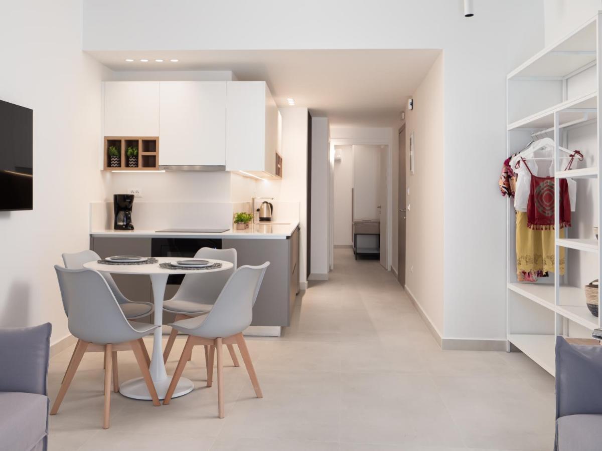 The H Experience - Eclectic Spacious Apartment Near Venetian Castle - 1 Heraklion  Екстер'єр фото