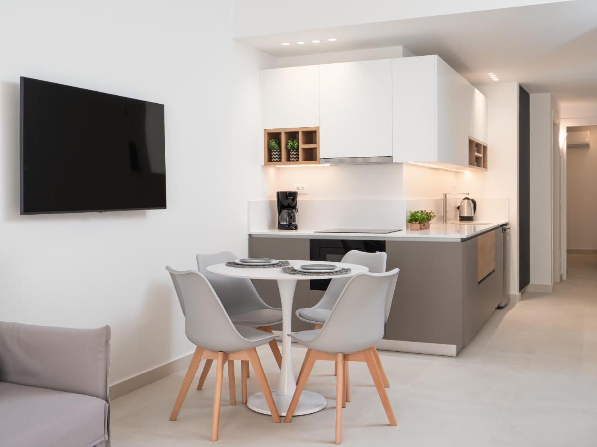 The H Experience - Eclectic Spacious Apartment Near Venetian Castle - 1 Heraklion  Екстер'єр фото